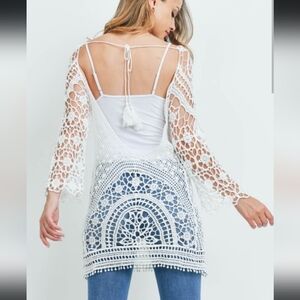 NWT Crochet Lace White Beach Top Open Back Quarter Sleeve Swim Cover Up